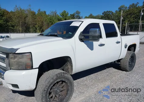 2011 Chevrolet Silverado 1500 Lt from USA, damaged, VIN 1GCPKSE31BF124012